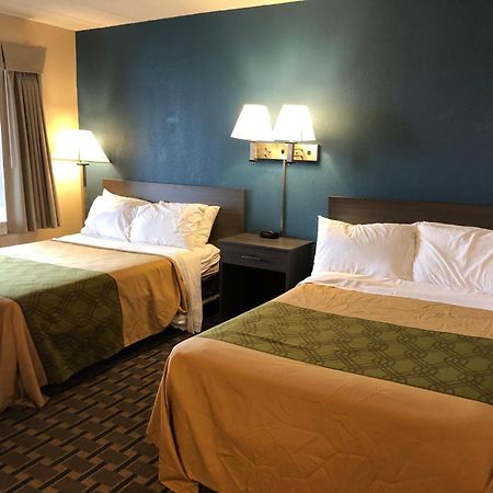 Econo Lodge Cranston - Providence Buitenkant foto