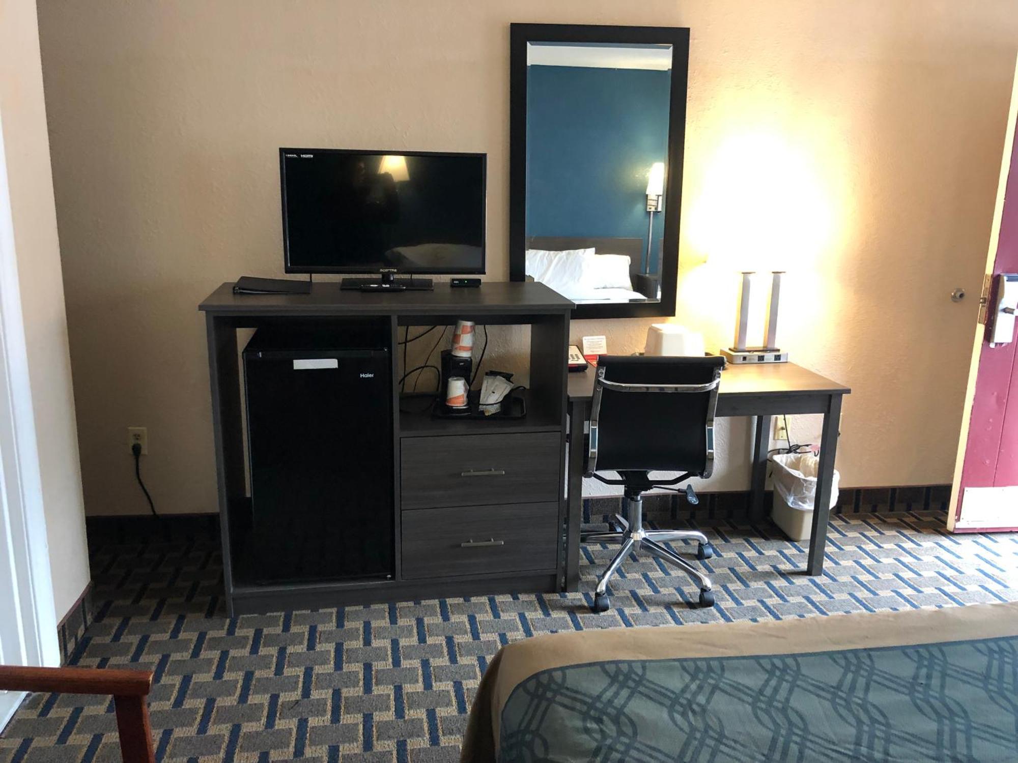 Econo Lodge Cranston - Providence Buitenkant foto